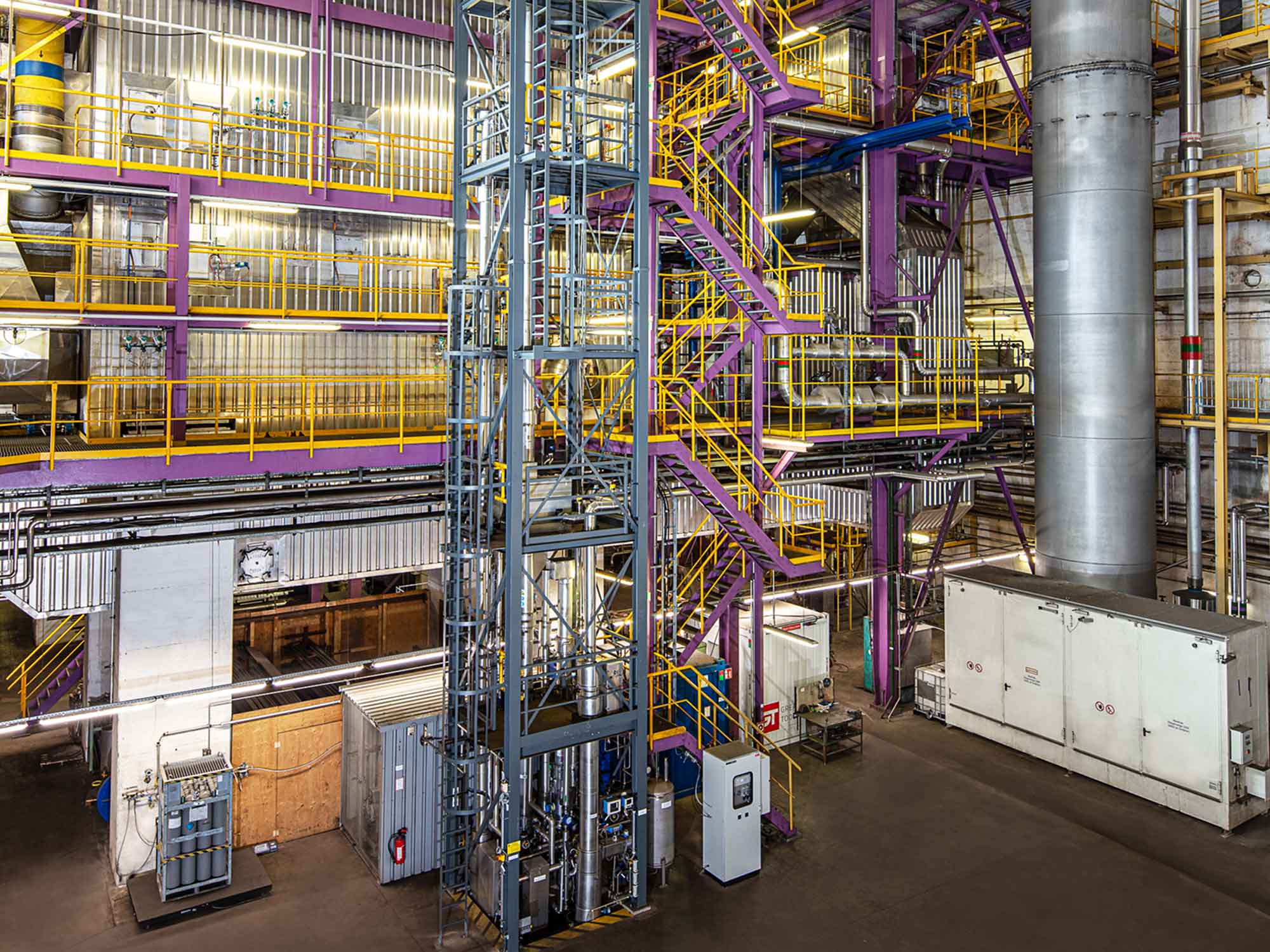 Amine scrubber for the separation of CO2, photo: voestalpine Stahl GmbH